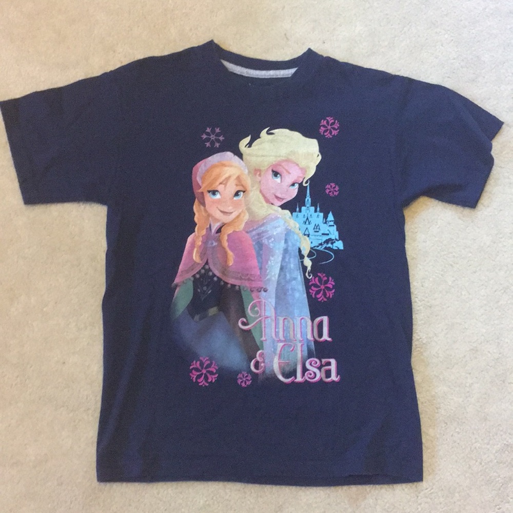 💓 Disney’s Frozen Tee!!!